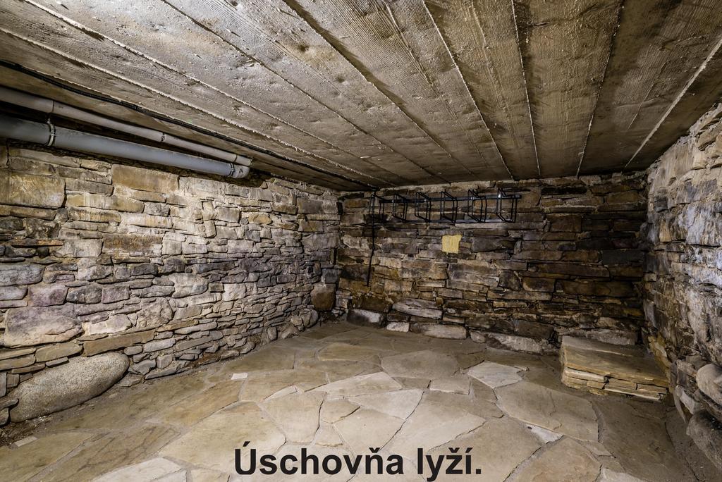 Drevenica Traditional Cottage Old Centre زوبيريتس المظهر الخارجي الصورة